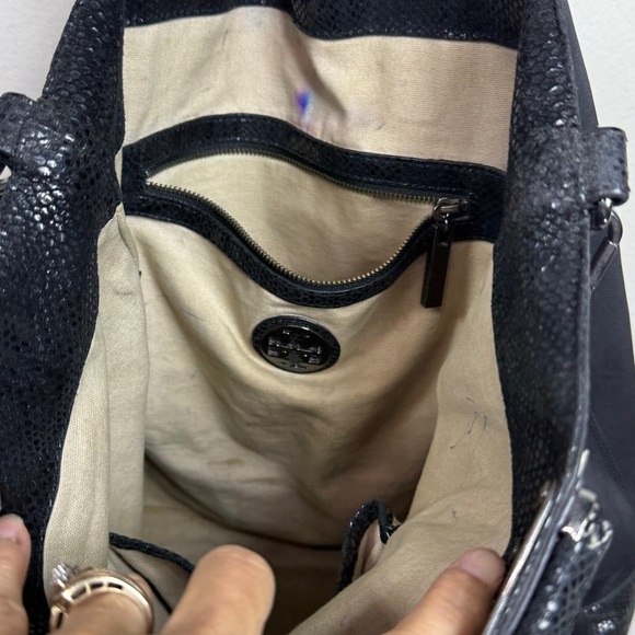 (X3) TORY BURCH NICO bag in black nylon and patent leather, large - Picture 9 of 12